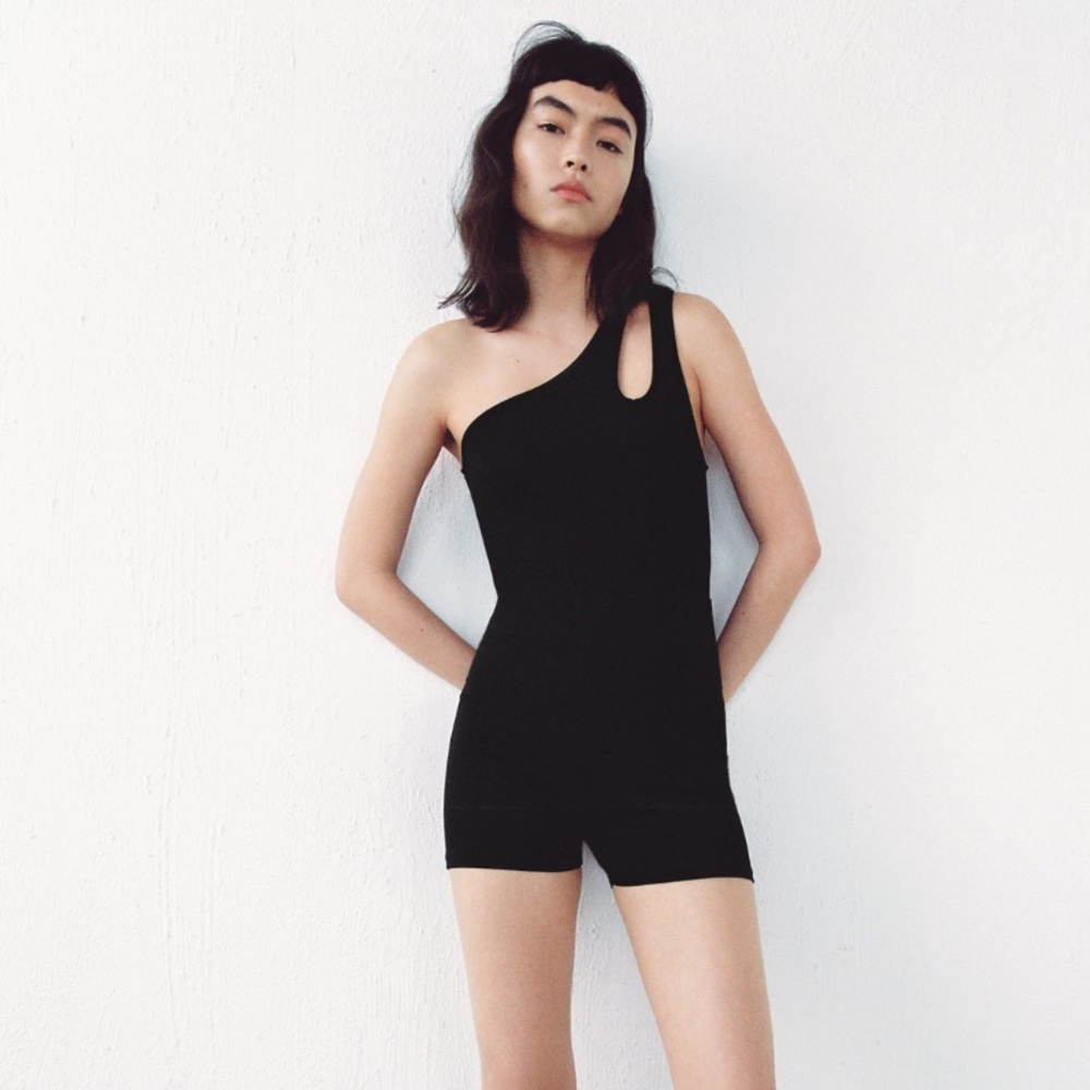 Zara Black Cutout Bodysuit - Picture 1 of 3